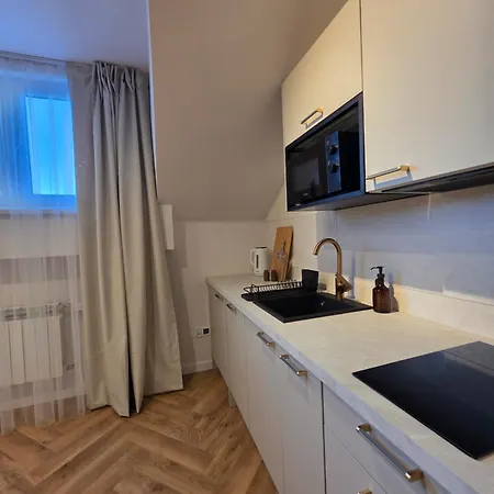 Aparthotel Nowotarska 25